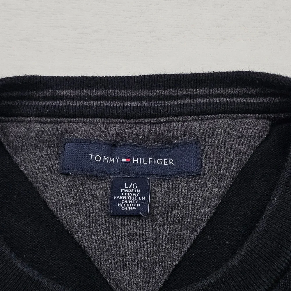 Tommy Hilfiger Sweater Mens Large Black Crewneck Logo Pullover Preppy Minimalist